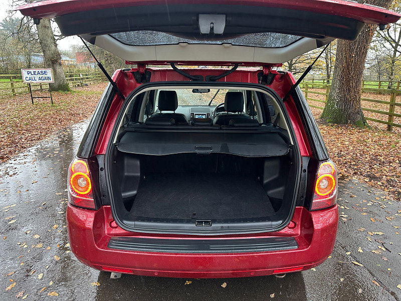 Land Rover Freelander 2 2.2 TD4 SE Tech SUV 5dr Diesel Manual 4WD Euro 5 (s/s) (150 ps) 5dr Manual 2025