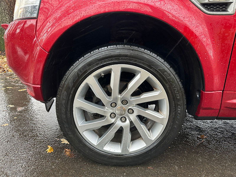 Land Rover Freelander 2 2.2 TD4 SE Tech SUV 5dr Diesel Manual 4WD Euro 5 (s/s) (150 ps) 5dr Manual 2025