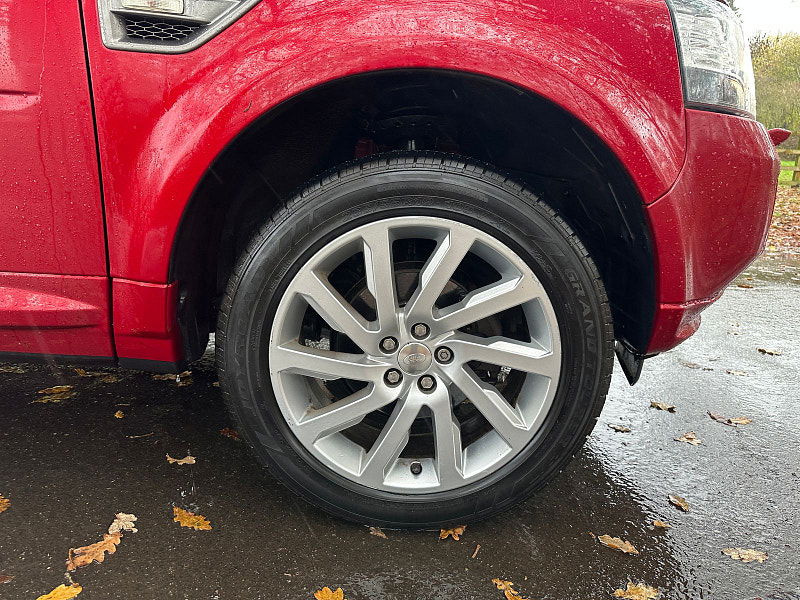 Land Rover Freelander 2 2.2 TD4 SE Tech SUV 5dr Diesel Manual 4WD Euro 5 (s/s) (150 ps) 5dr Manual 2025