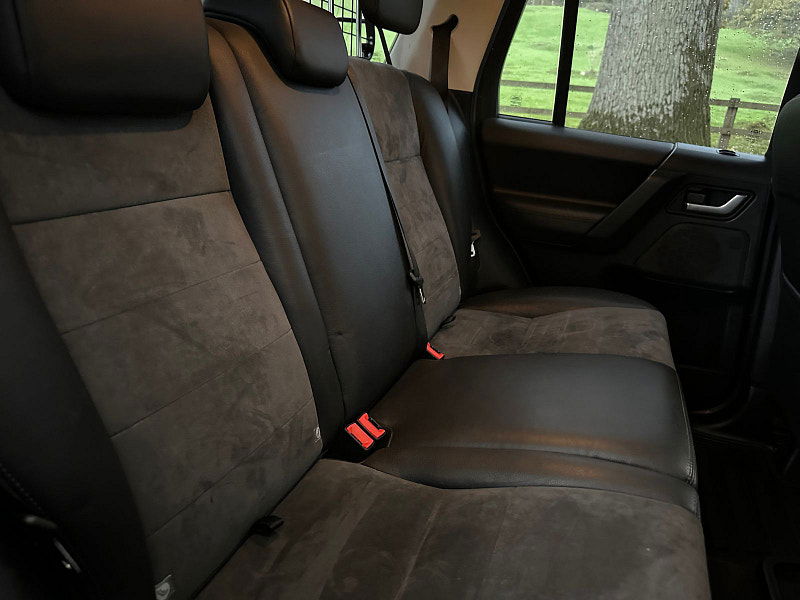 Land Rover Freelander 2 2.2 TD4 XS SUV 5dr Diesel Manual 4WD Euro 5 (s/s) (150 ps) 5dr Manual 2025