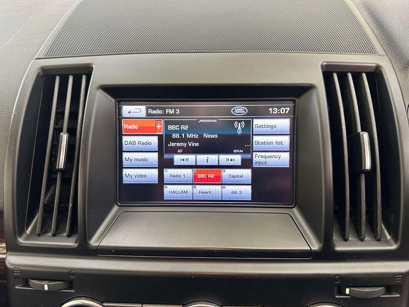 Land Rover FREELANDER 2.2 Freelander HSE SD4 Auto 4WD 5dr 5dr Automatic 2025