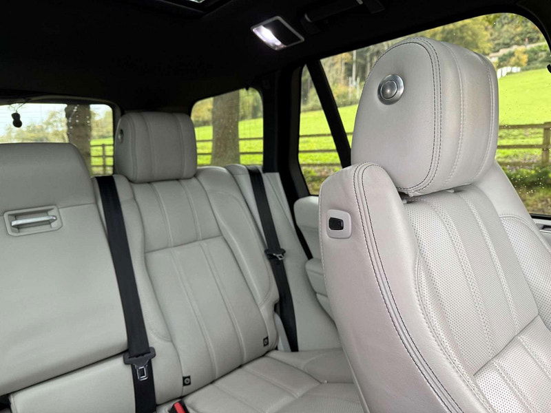Land Rover Range Rover 3.0 Range Rover Vogue SE TDV6 Auto 4WD 5dr 5dr Automatic 2025