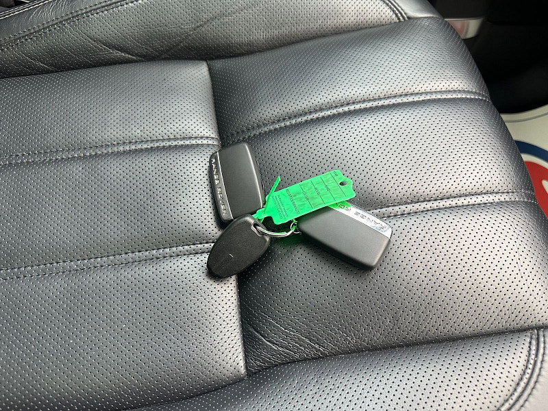 Land Rover Range Rover Autobiography 5dr Automatic 2026