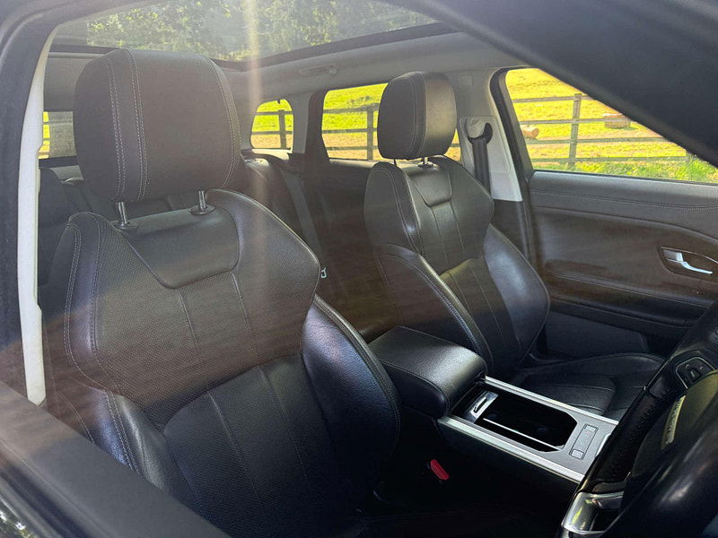 Land Rover Range Rover Evoque 2.0 Range Rover Evoque SE Tech TD4 Auto 4WD 5dr 5dr Automatic 2025