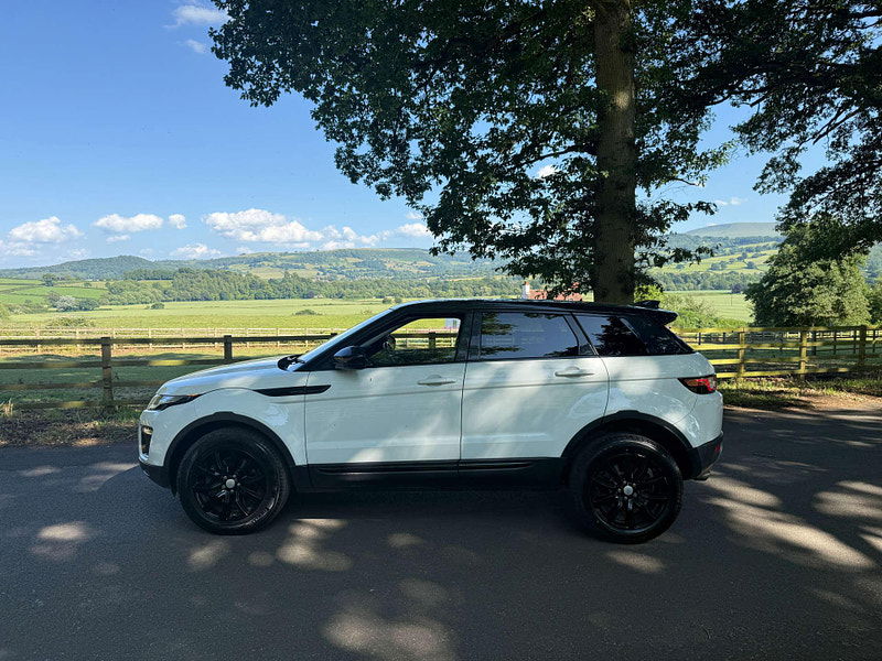 Land Rover Range Rover Evoque 2.0 Range Rover Evoque SE Tech TD4 Auto 4WD 5dr 5dr Automatic 2025