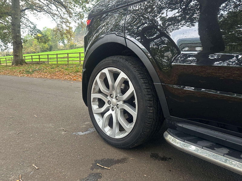 Land Rover Range Rover Evoque 2.2 Range Rover Evoque Dynamic SD4 Auto 4WD 5dr 5dr Automatic 2025