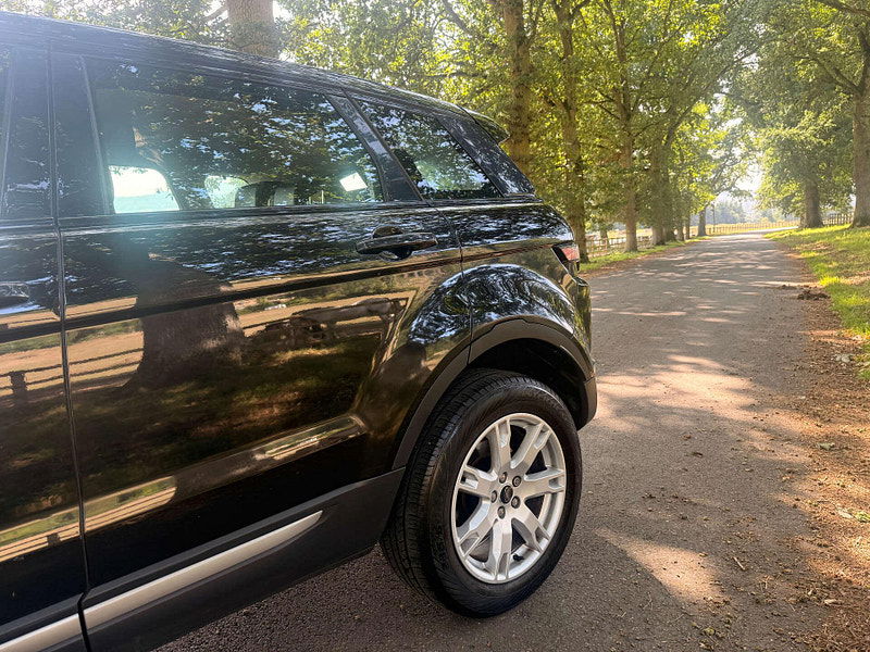 Land Rover Range Rover Evoque 2.2 Range Rover Evoque Pure SD4 4WD 5dr 5dr Manual 2025