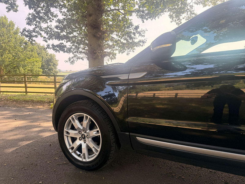 Land Rover Range Rover Evoque 2.2 Range Rover Evoque Pure SD4 4WD 5dr 5dr Manual 2025