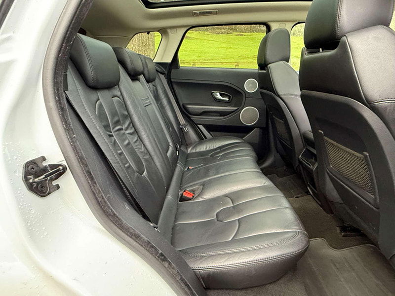 Land Rover Range Rover Evoque 2.2 Range Rover Evoque Pure SD4 Auto 4WD 5dr 5dr Automatic 2025