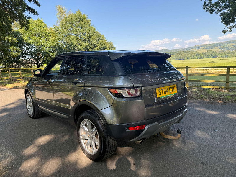 Land Rover Range Rover Evoque 2.2 Range Rover Evoque Pure Tech SD4 4WD 5dr 5dr Manual 2025