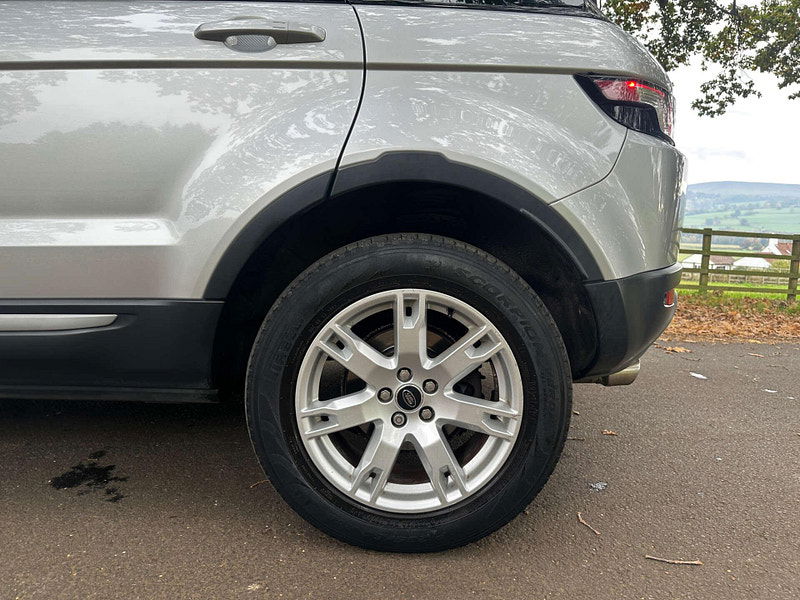 Land Rover Range Rover Evoque 2.2 Range Rover Evoque Pure Tech SD4 Auto 4WD 5dr 5dr Automatic 2025