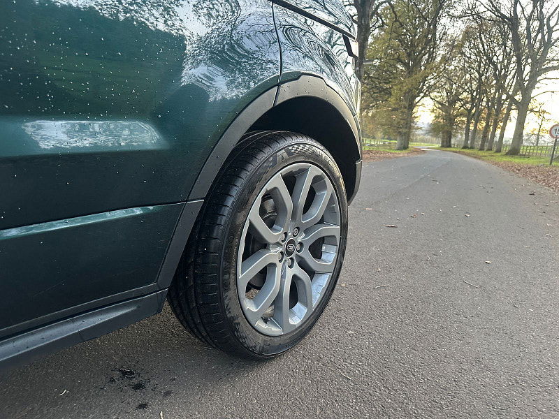 Land Rover Range Rover Evoque 2.2 SD4 Dynamic SUV 5dr Diesel Auto 4WD Euro 5 (s/s) (190 ps) 5dr Automatic 2025