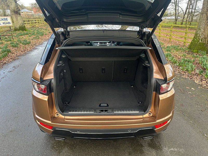 Land Rover Range Rover Evoque 2.2 SD4 Dynamic SUV 5dr Diesel Auto 4WD Euro 5 (s/s) (190 ps) 5dr Automatic 2026