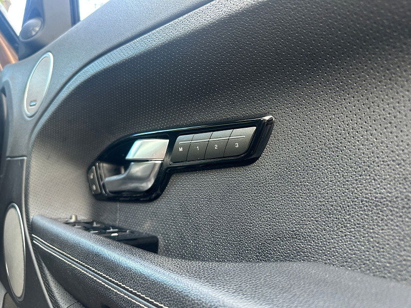 Land Rover Range Rover Evoque 2.2 SD4 Dynamic SUV 5dr Diesel Auto 4WD Euro 5 (s/s) (190 ps) 5dr Automatic 2026