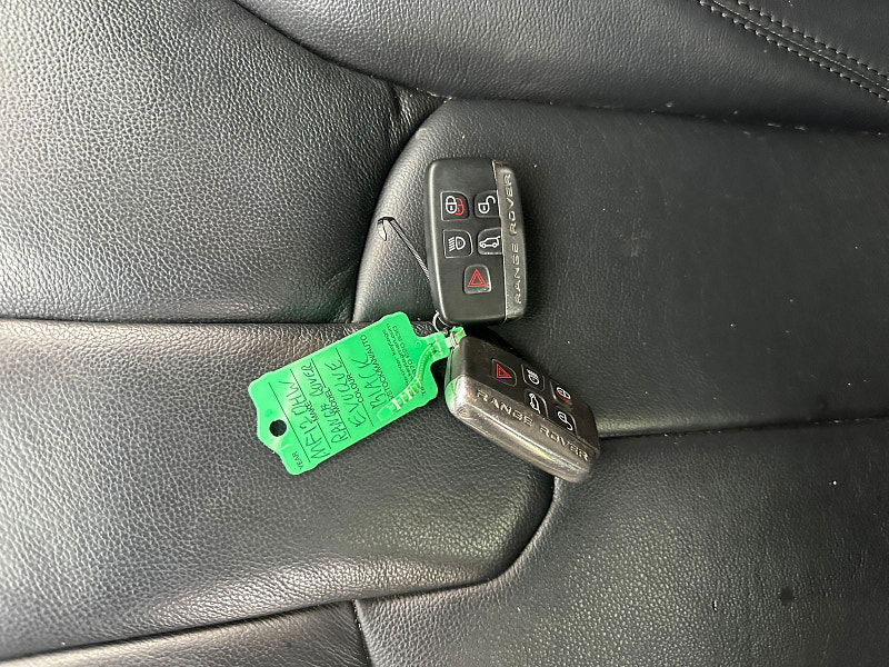 Land Rover Range Rover Evoque 2.2 SD4 Pure SUV 5dr Diesel Auto 4WD Euro 5 (190 ps) 5dr Automatic 2025