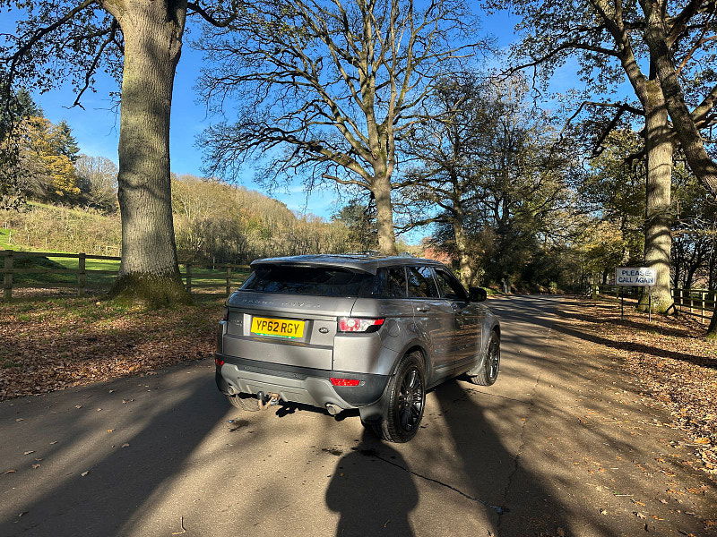 Land Rover Range Rover Evoque 2.2 SD4 Pure SUV 5dr Diesel Manual 4WD Euro 5 (s/s) (190 ps) 5dr Manual 2025