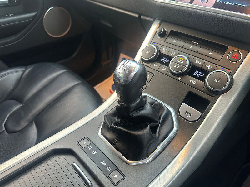 Land Rover Range Rover Evoque 2.2 TD4 Pure SUV 5dr Diesel Manual 4WD Euro 5 (s/s) (150 ps) 5dr Manual 2026