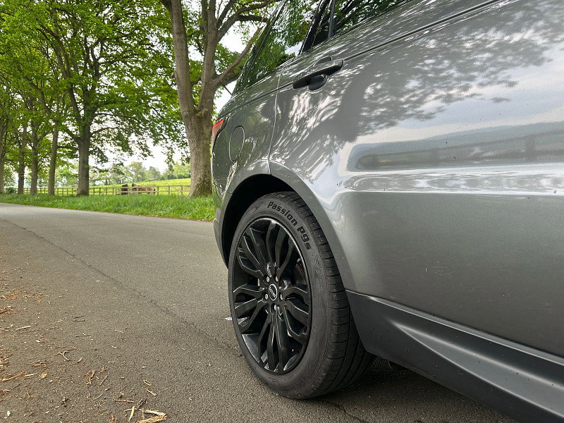 Land Rover Range Rover Sport 3.0 SD V6 HSE Dynamic SUV 5dr Diesel Auto 4WD Euro 5 (s/s) (306 ps) 5dr Automatic 2026