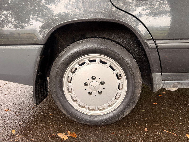 Mercedes-Benz 230 Black 4dr Automatic 2025