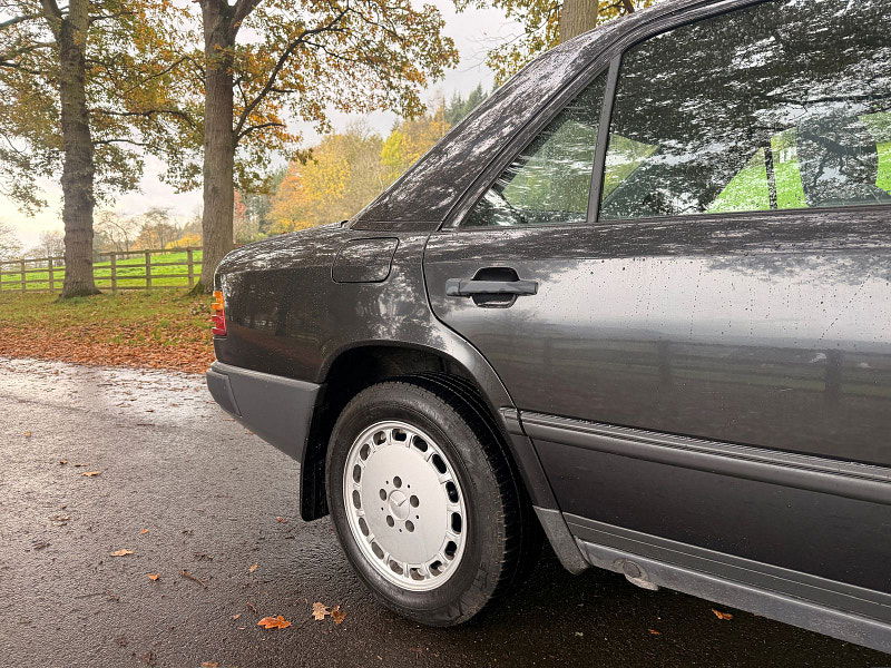Mercedes-Benz 230 Black 4dr Automatic 2025