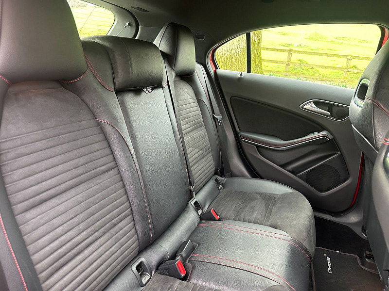 Mercedes-Benz A Class 2.1 A200d AMG Line Hatchback 5dr Diesel Manual Euro 6 (s/s) (136 ps) 5dr Manual 2026