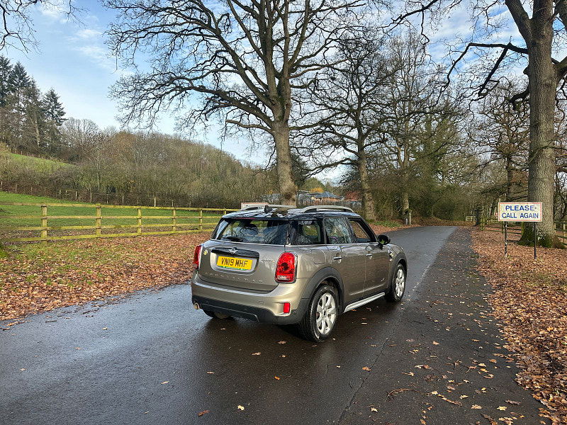 MINI Countryman 1.5 7.6kWh Cooper SE Classic SUV 5dr Petrol Plug-in Hybrid Auto ALL4 Euro 6 (s/s) (224 ps) 5dr Automatic 2025
