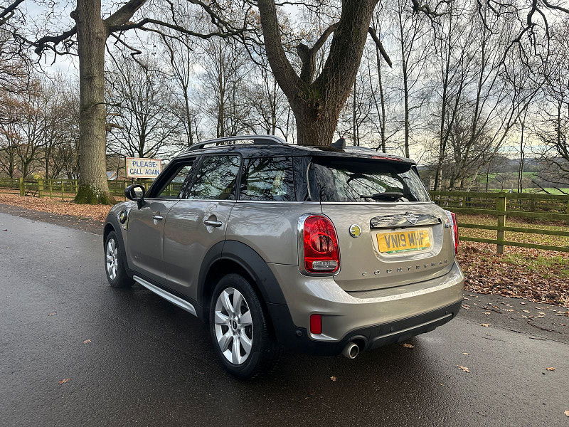 MINI Countryman 1.5 7.6kWh Cooper SE Classic SUV 5dr Petrol Plug-in Hybrid Auto ALL4 Euro 6 (s/s) (224 ps) 5dr Automatic 2025