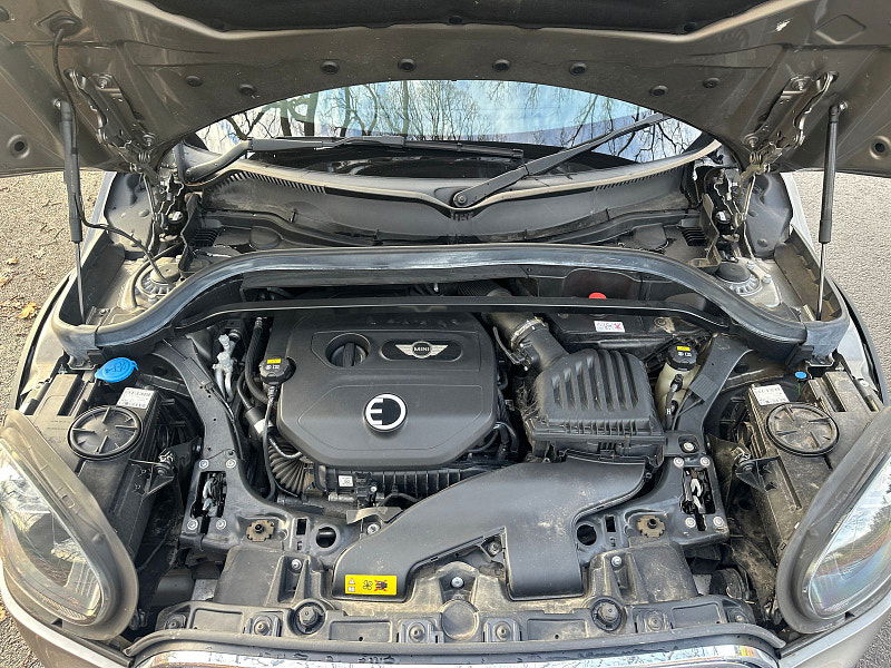 MINI Countryman 1.5 7.6kWh Cooper SE Classic SUV 5dr Petrol Plug-in Hybrid Auto ALL4 Euro 6 (s/s) (224 ps) 5dr Automatic 2025