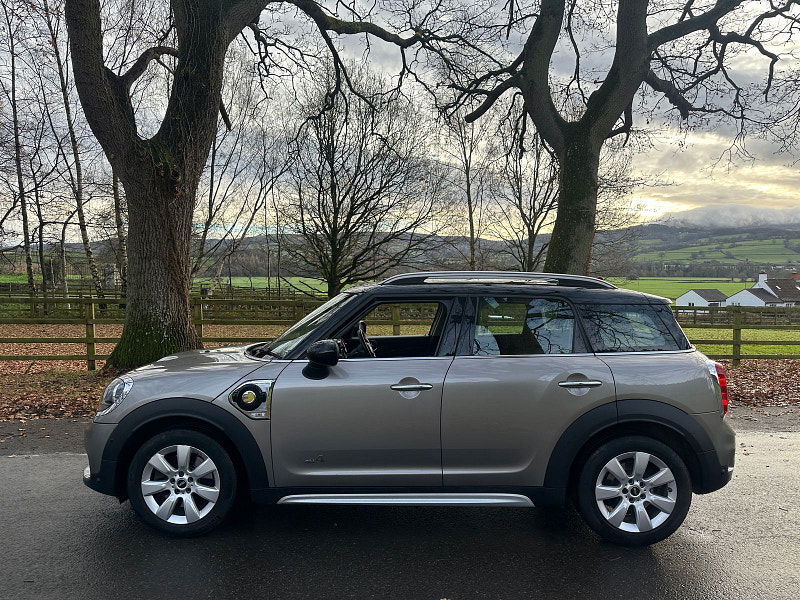 MINI Countryman 1.5 7.6kWh Cooper SE Classic SUV 5dr Petrol Plug-in Hybrid Auto ALL4 Euro 6 (s/s) (224 ps) 5dr Automatic 2025