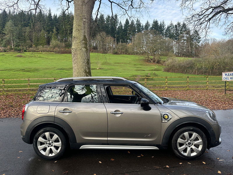 MINI Countryman 1.5 7.6kWh Cooper SE Classic SUV 5dr Petrol Plug-in Hybrid Auto ALL4 Euro 6 (s/s) (224 ps) 5dr Automatic 2025