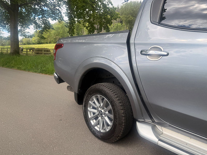Mitsubishi L200 2.4 DI-D DC Barbarian Pickup Double Cab 4dr Diesel Manual 4WD Euro 6 (178 ps) 4dr Manual 2026