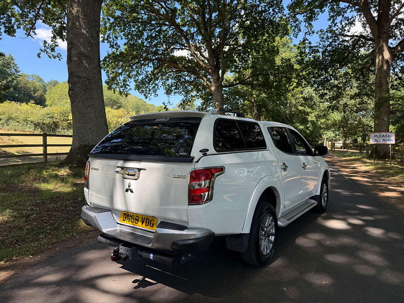 Mitsubishi L200 2.4 L200 Barbarian DI-D 4WD 2dr Manual 2025