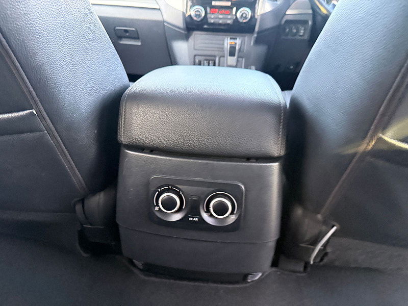 Mitsubishi Shogun 3.2 DI-DC SG4 SUV 5dr Diesel Auto 4WD Euro 6 LWB (187 ps) 5dr Automatic 2026