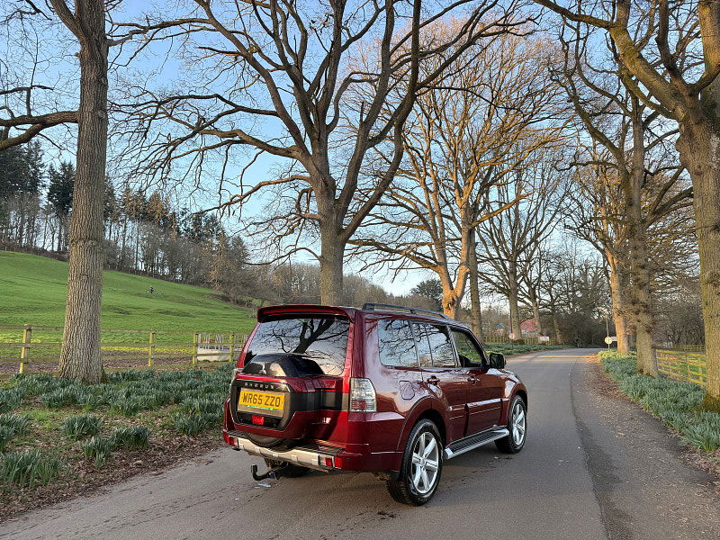 Mitsubishi Shogun 3.2 DI-DC SG4 SUV 5dr Diesel Auto 4WD Euro 6 LWB (187 ps) 5dr Automatic 2026