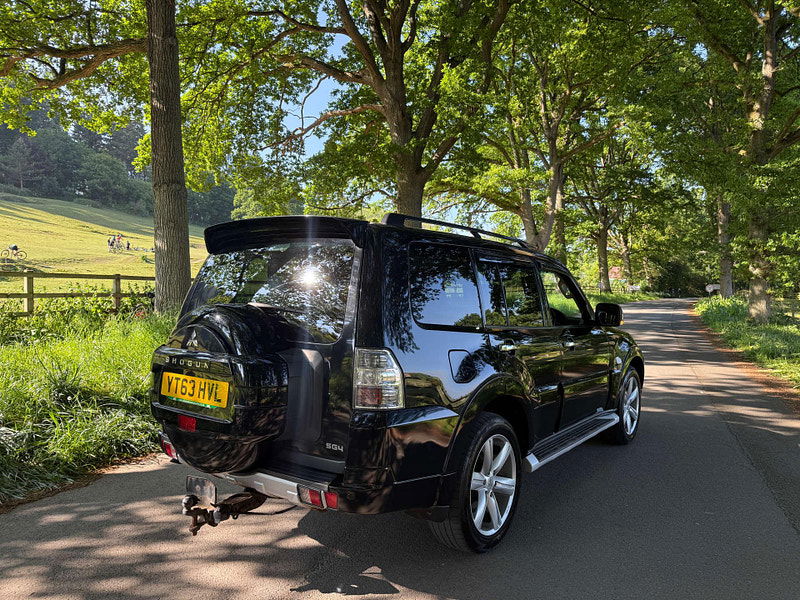 Mitsubishi Shogun 3.2 Shogun SG4 DI-D LWB Auto 4WD 5dr 5dr Automatic 2025