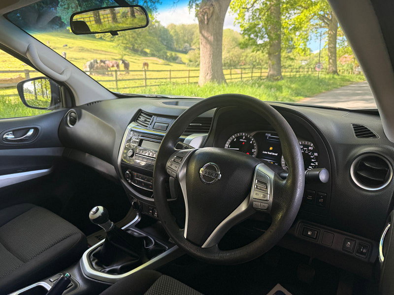 Nissan Navara 2.3 dCi Acenta Pickup Double Cab 4dr Diesel Manual 4WD Euro 5 (160 ps) 4dr Manual 2026