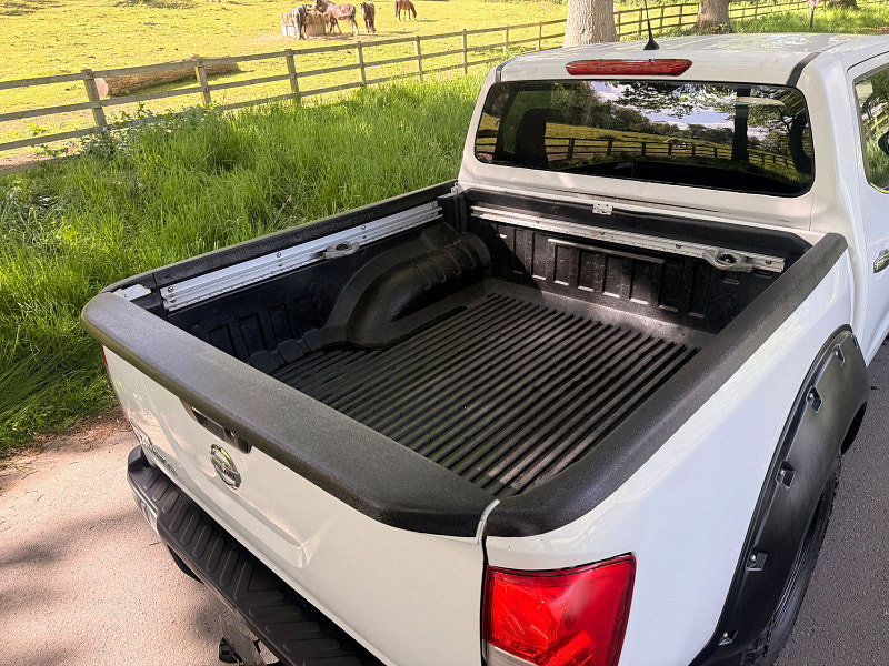 Nissan Navara 2.3 dCi Acenta Pickup Double Cab 4dr Diesel Manual 4WD Euro 5 (160 ps) 4dr Manual 2026