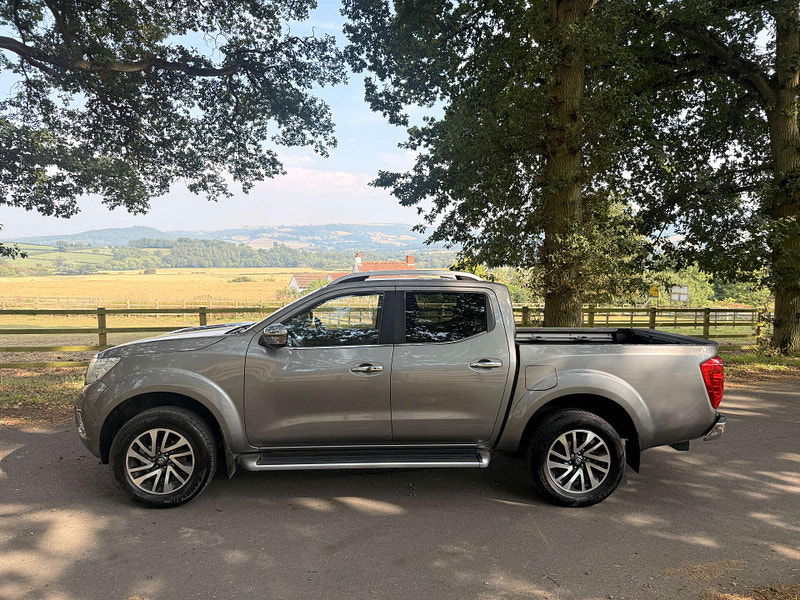 Nissan Navara 2.3 Navara Tekna dCi Auto 4WD 5dr 5dr Automatic 2025