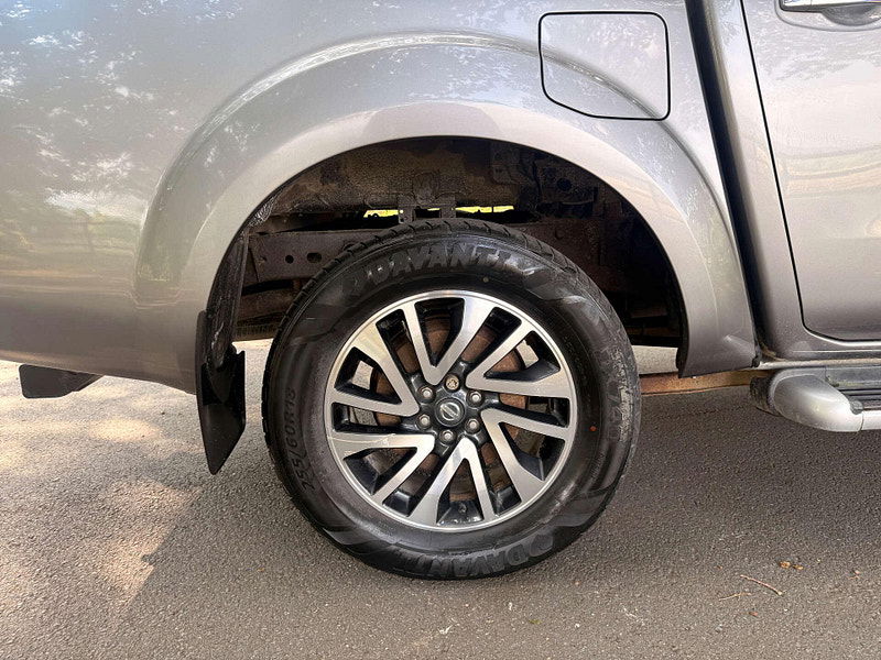 Nissan Navara 2.3 Navara Tekna dCi Auto 4WD 5dr 5dr Automatic 2025