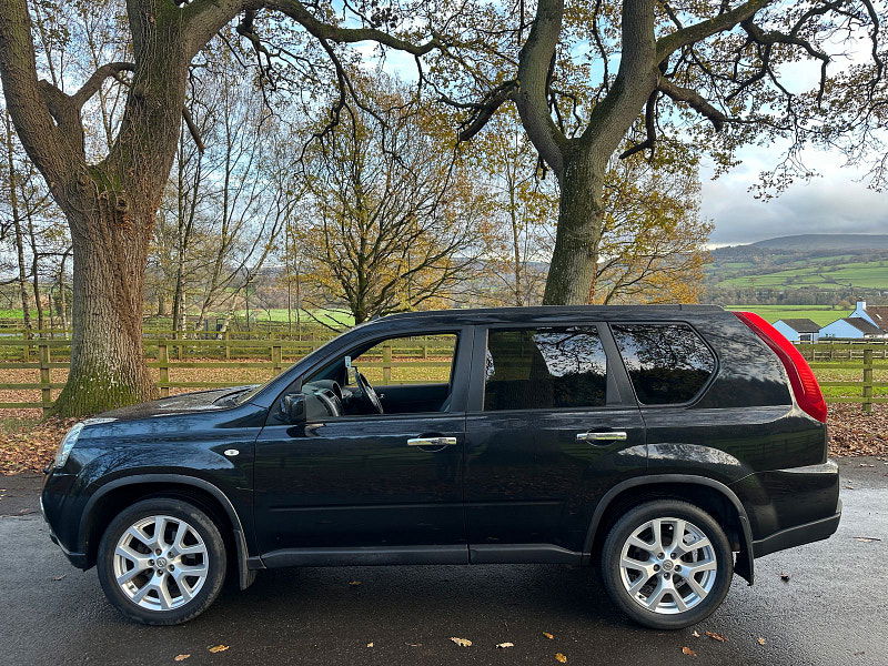 Nissan X-Trail 2.0 dCi Tekna SUV 5dr Diesel Auto 4WD Euro 5 (AVM) (150 ps) 5dr Automatic 2025