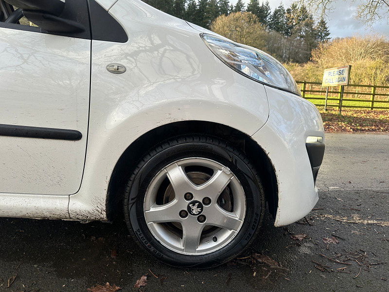 Peugeot 107 1.0 12V Allure Hatchback 5dr Petrol Manual Euro 5 (68 ps) 5dr Manual 2026