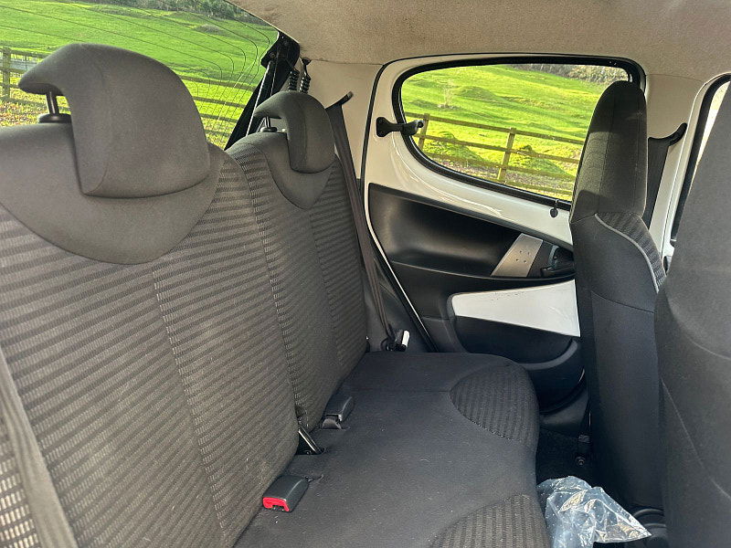 Peugeot 107 1.0 12V Allure Hatchback 5dr Petrol Manual Euro 5 (68 ps) 5dr Manual 2026