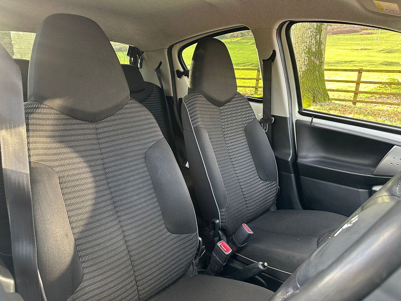 Peugeot 107 1.0 12V Allure Hatchback 5dr Petrol Manual Euro 5 (68 ps) 5dr Manual 2026