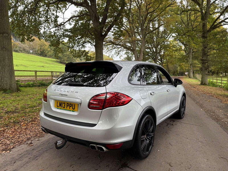 Porsche Cayenne 3.0 Cayenne V6 D Tiptronic 4WD 5dr 5dr Automatic 2025