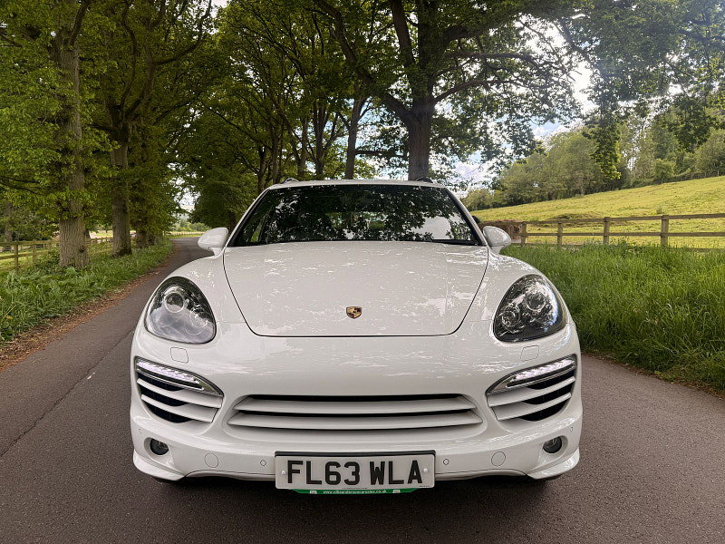 Porsche Cayenne 4.2 TD V8 S SUV 5dr Diesel TiptronicS 4WD Euro 5 (s/s) (382 ps) 5dr Automatic 2026