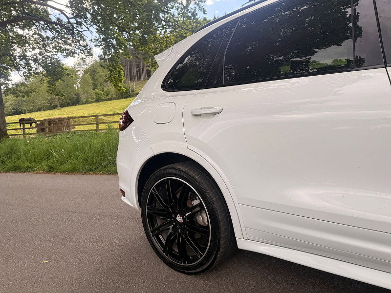 Porsche Cayenne 4.2 TD V8 S SUV 5dr Diesel TiptronicS 4WD Euro 5 (s/s) (382 ps) 5dr Automatic 2026