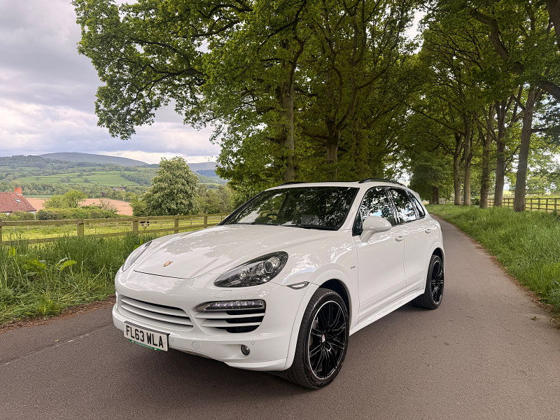 Porsche Cayenne 4.2 TD V8 S SUV 5dr Diesel TiptronicS 4WD Euro 5 (s/s) (382 ps) 5dr Automatic 2026