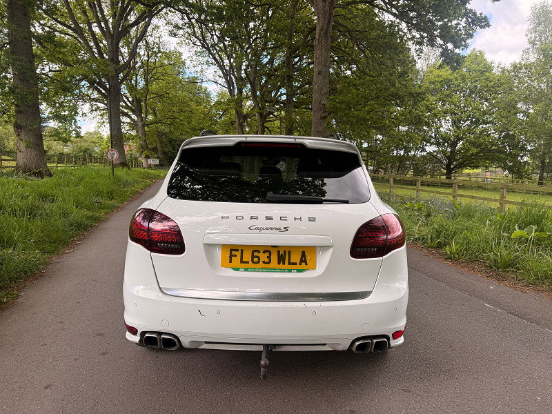 Porsche Cayenne 4.2 TD V8 S SUV 5dr Diesel TiptronicS 4WD Euro 5 (s/s) (382 ps) 5dr Automatic 2026
