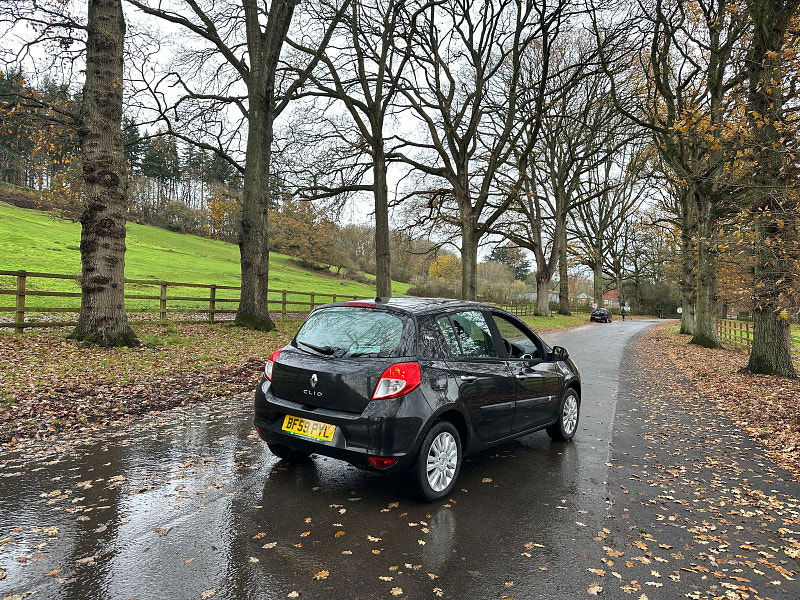 Renault Clio Hatchback 5dr Manual 2025