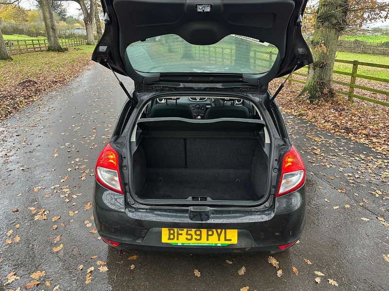 Renault Clio Hatchback 5dr Manual 2025